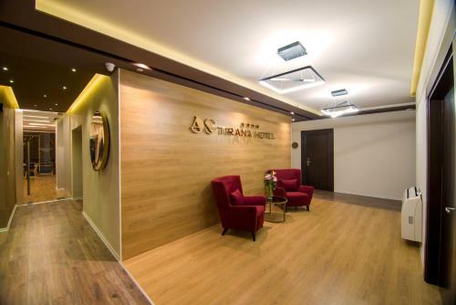 As Tirana Hotel & Symposivm Restaurant