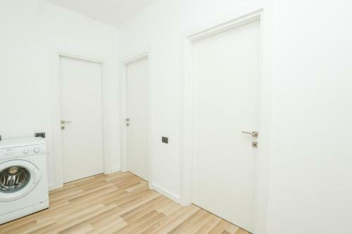 Luxury Apartment Tajvani