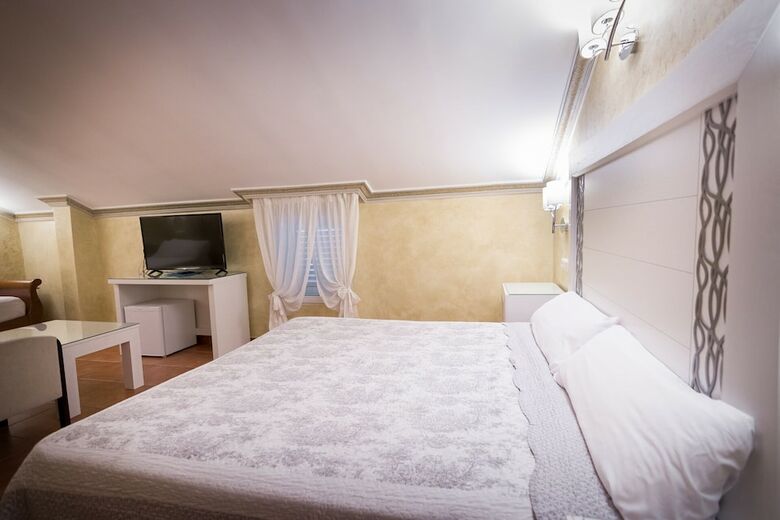 Hotel Abadia Camino de Santiago