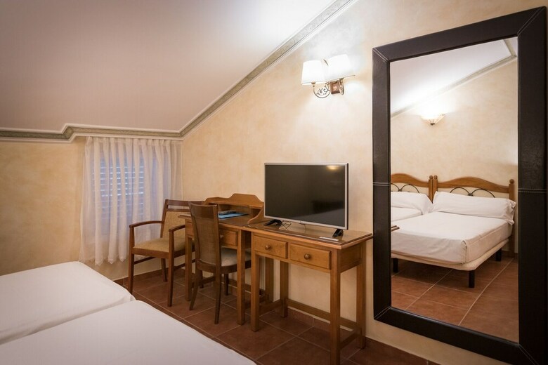 Hotel Abadia Camino de Santiago