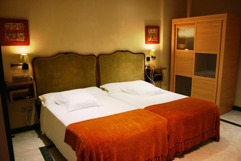 Hotel Conde De Cardenas