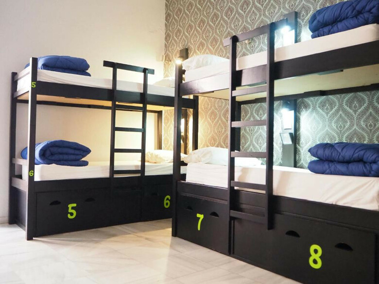 Hostal Oasis Backpackers Palace Sevilla