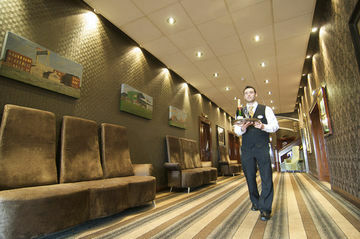 Park Avenue Hotel