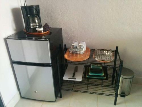 Hostal Bayshore Bijou Suites