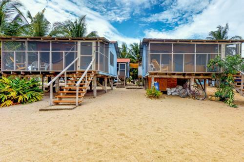 Carol's Cabanas