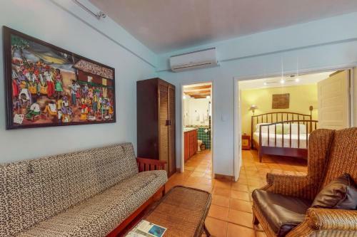 Condo #24 @ Beachside Villas