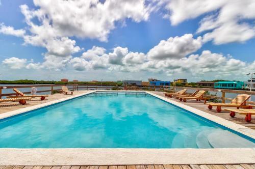 Suite A201 Mara Laguna