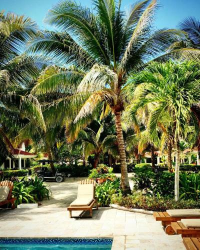 Lodge Beachfront Condos San Pedro