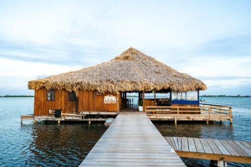 Hotel Brahma Blue