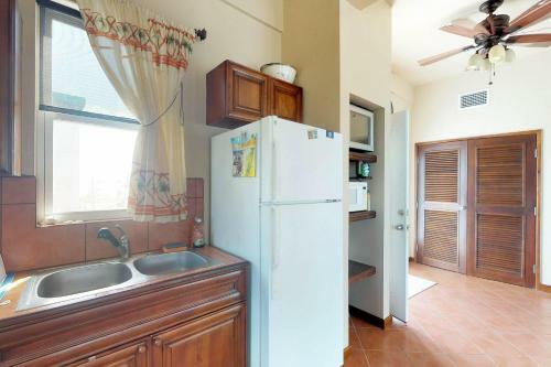 Suite H203 Mara Laguna