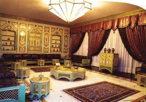 Oasis Hotel