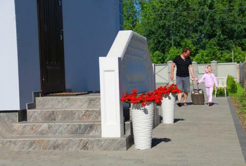Hostal Lebediny Guest House