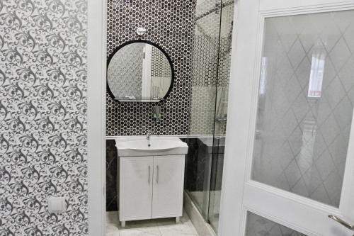 Apartment On Malaya Troitskaya 13