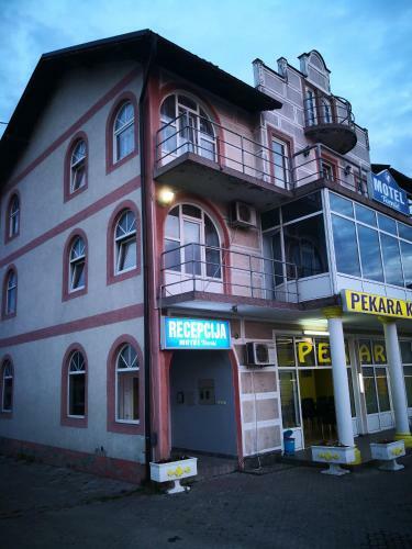 Motel Tomic