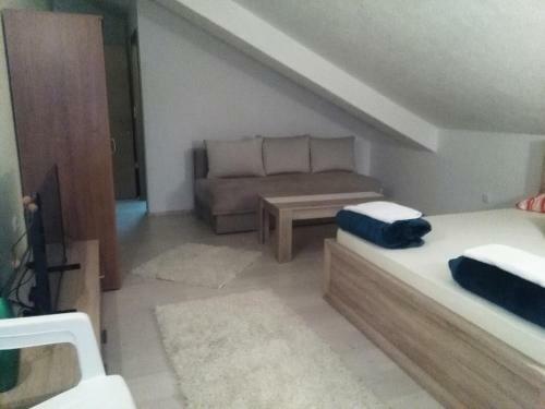 Hostal Apartmani Dino Blagaj