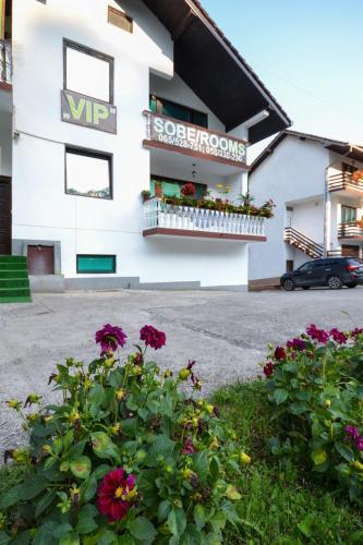 Lodge Vip Rooms Fo?a