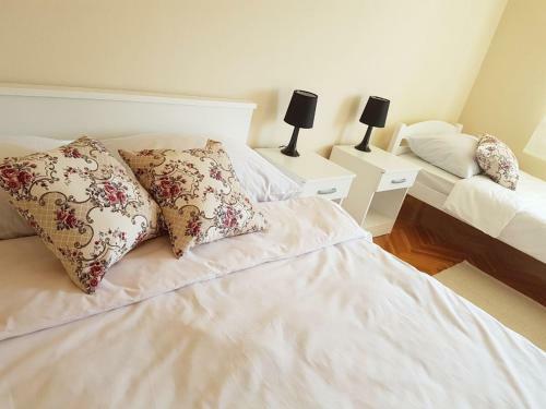 Hostal Guest House Pezer