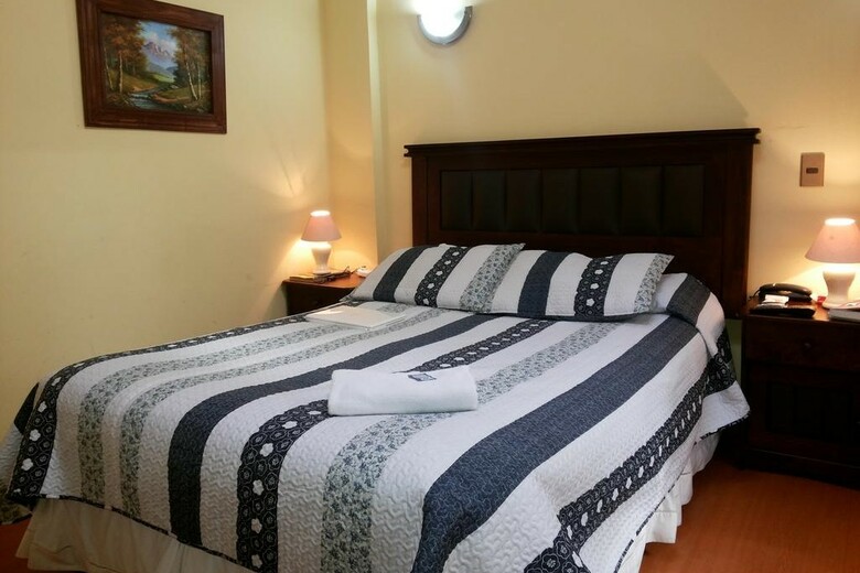 Hotel Hostal Rayen