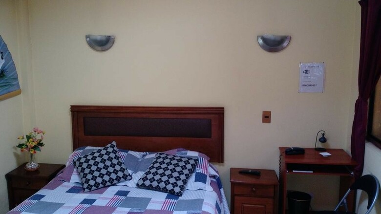 Hotel Hostal Rayen