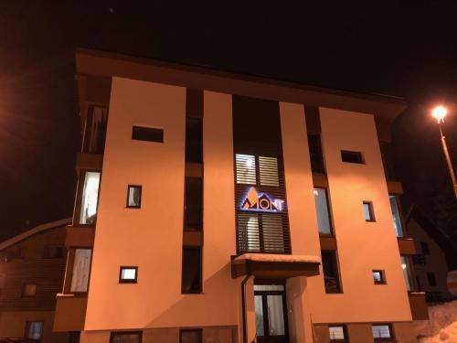 Apartmani Mont 1