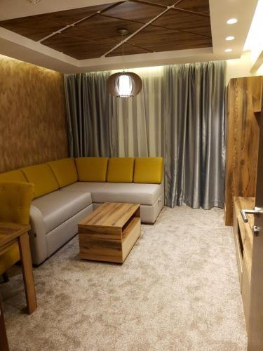 Apartmani Astoria 1