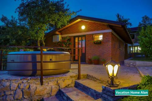 Vacation Home Alan 2