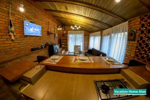 Vacation Home Alan 2