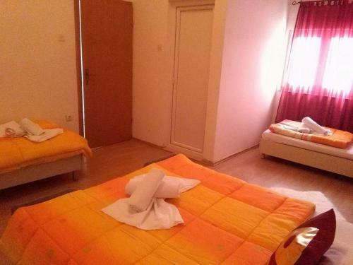 Hostal Pansion Viola