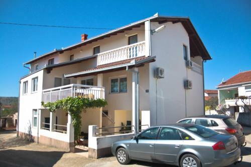 Hostal Pansion Luka