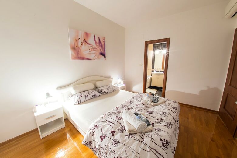 Apartment Orca Centar