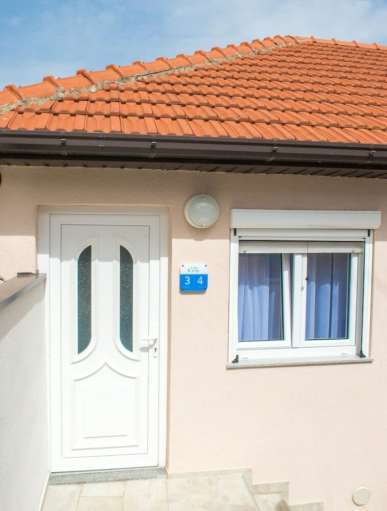 Hostal Five Rivers Rooms