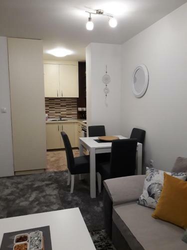 Apartman ?4. Jun?