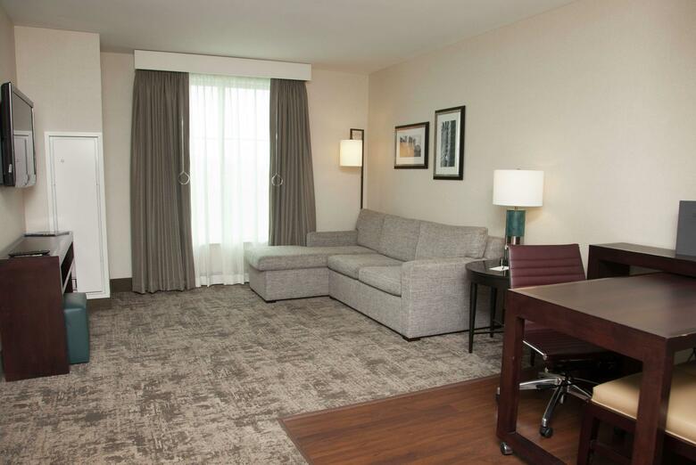 Hotel Embassy Suites Columbus - Airport