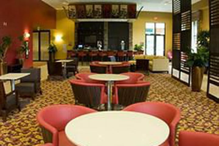 Hotel Embassy Suites Columbus - Airport