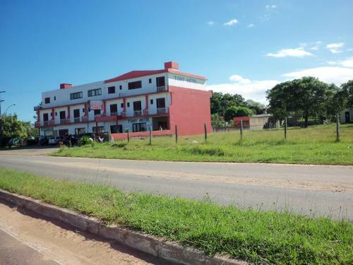Tony Hotel