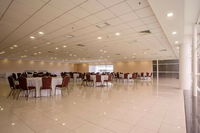 Bourbon Conmebol Convention Hotel