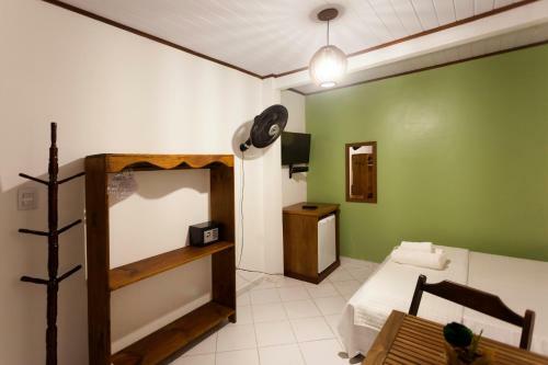 Hostal Pousada Quatro Estacoes