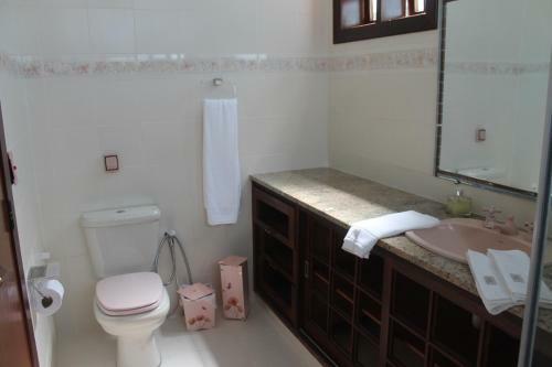 Hostal Chal�s Blue House