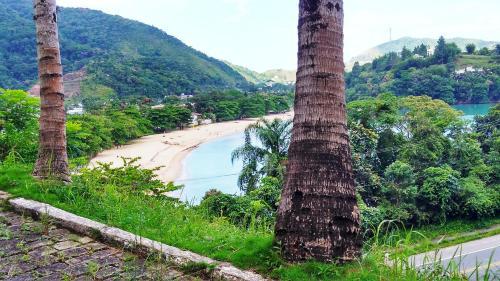 Hostal Ubatuba's Surf Col�nia De F�rias