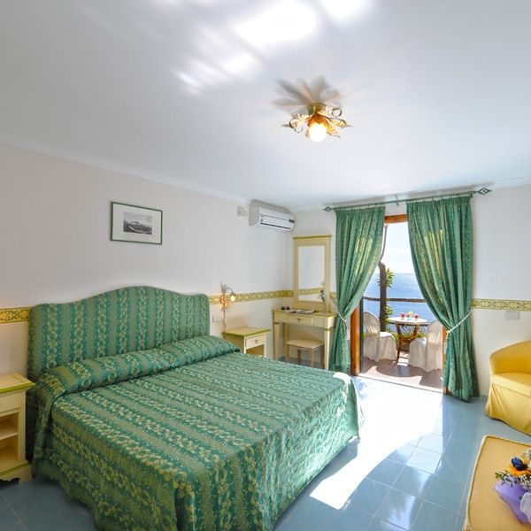 Hotel Torre Saracena