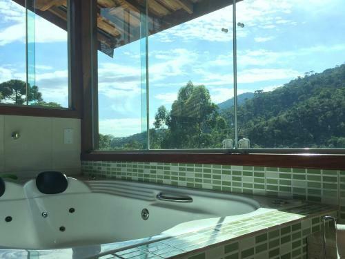 Casa No Santo Ref�gio Do Pinhal