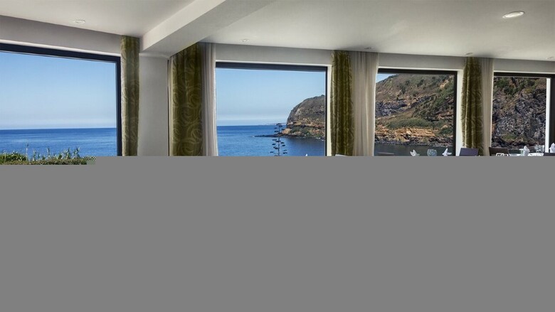 Hotel Caloura