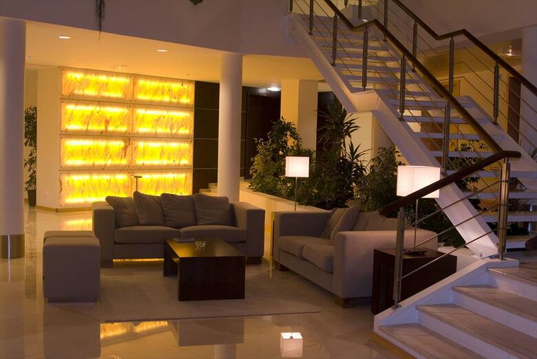 Hotel Caloura