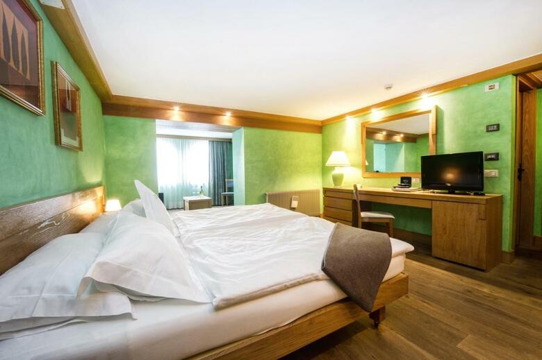 Sporthotel Sertorelli(.)