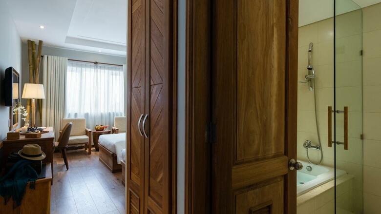 Lan Lan 1 Hotel