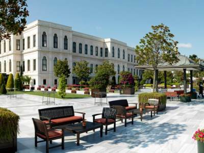 Four Seasons Hotel Istanbul At The Bosphorus
