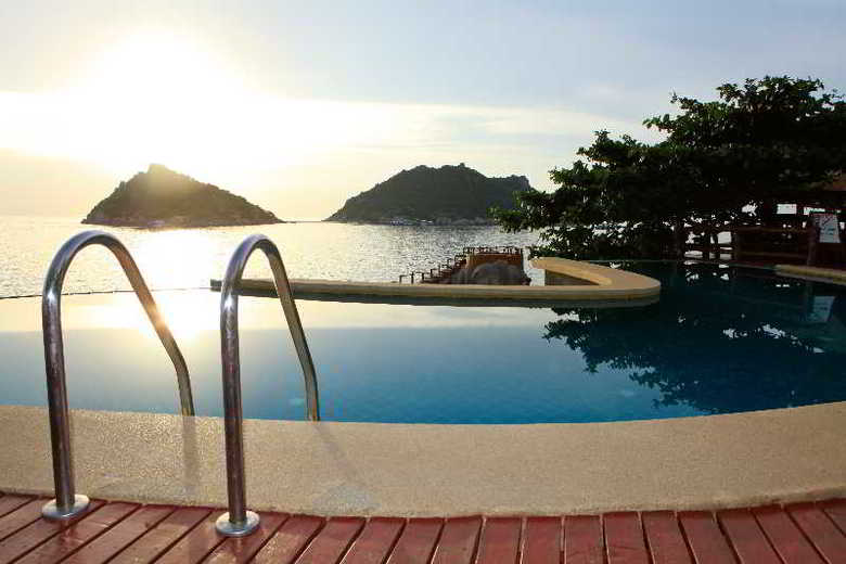 Hotel Dusit Buncha Resort