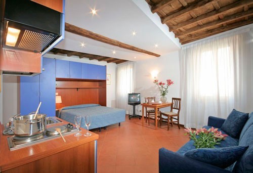 Residencia Daisy Apartments