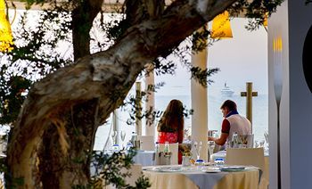 Hotel Forte Village Resort-il Borgo