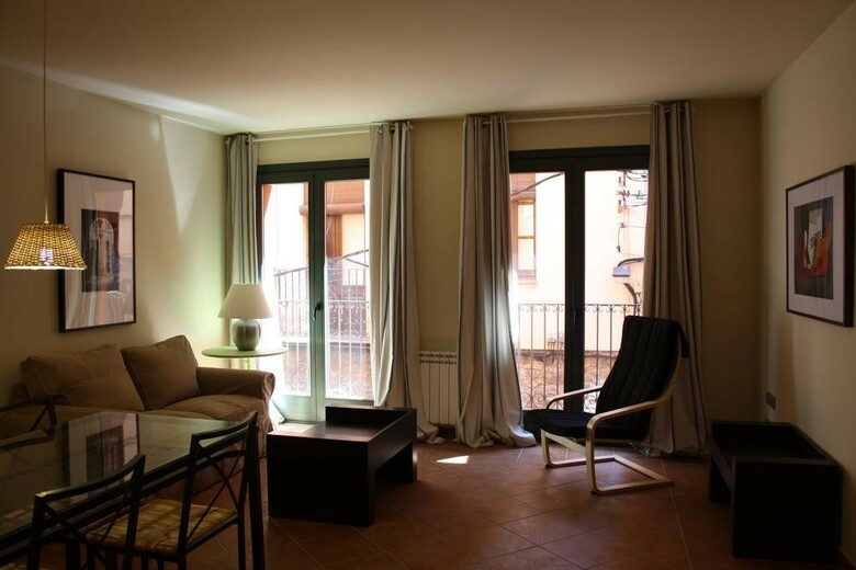 Apartamentos La Fonda